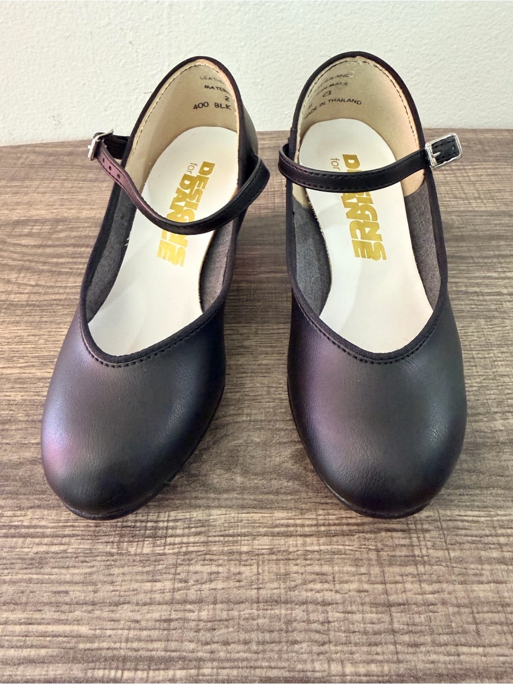 NEW - 1.5 Inch Heel Balera Character Shoe - Child/Girl size 2